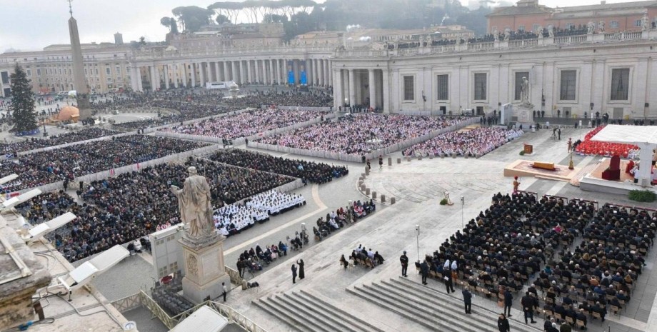 папа бенедикт церемония прощания ватикан