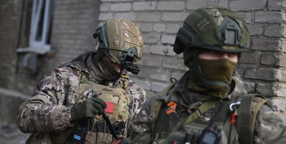 Бойцы ВС РФ на оккупированной территории