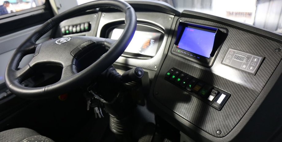 новости крыма, пенсионерка крым бандера, степан бандера крым, татуировка степан бандера