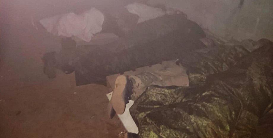 Российских отказников, пытки