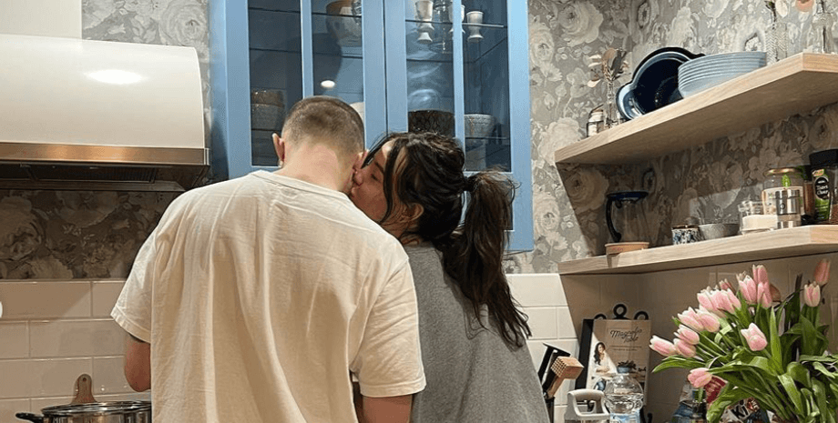 Надя Дорофеева и Миша Кацурин, Надя Дорофеева и Миша Кацурин свадьба, дорофеева дантес, муж нади дорофеевой