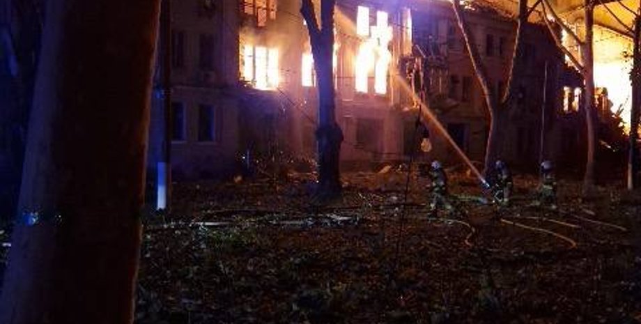 Николаев, обстрелы, атака, ракетная атака, пожар