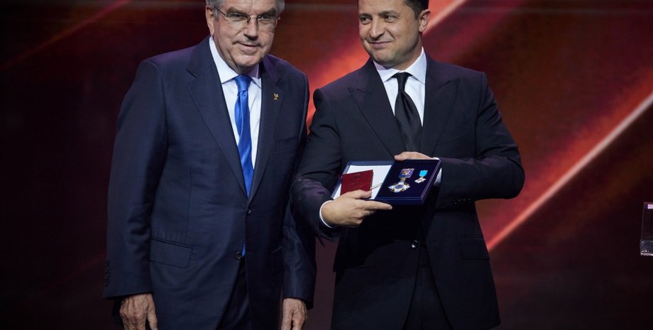 Томас Бах і Володимир Зеленський на святкуванні 30-річчя НОК