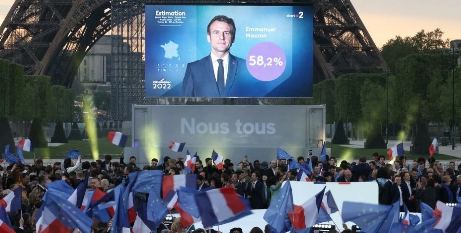 Голоса за Макрона отдали 58,2% французов