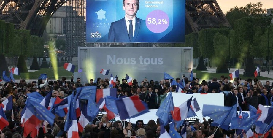 Голоса за Макрона отдали 58,2% французов