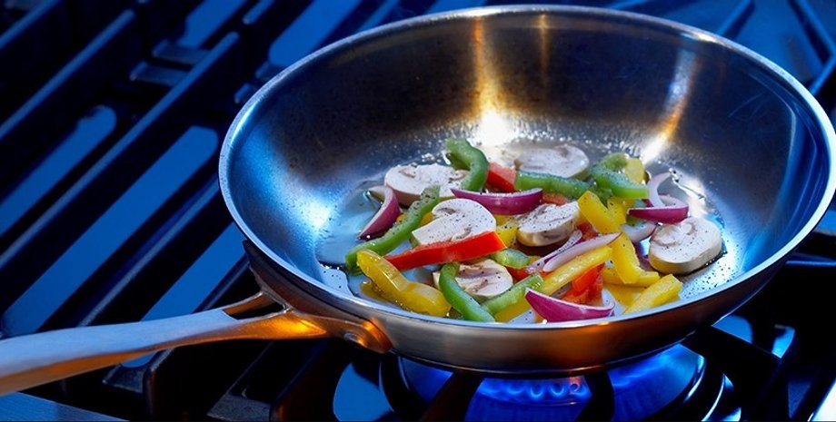 посуд, їжа, сковорода