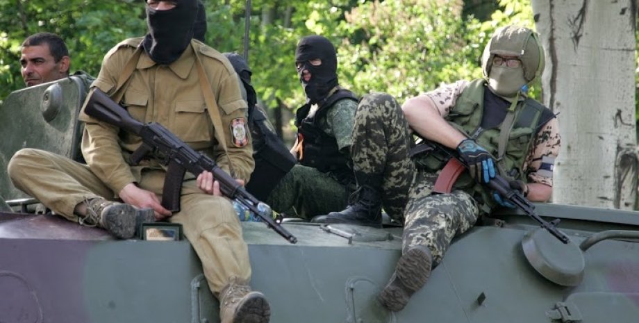 Боевики в Донбассе / Фото: inforesist.org