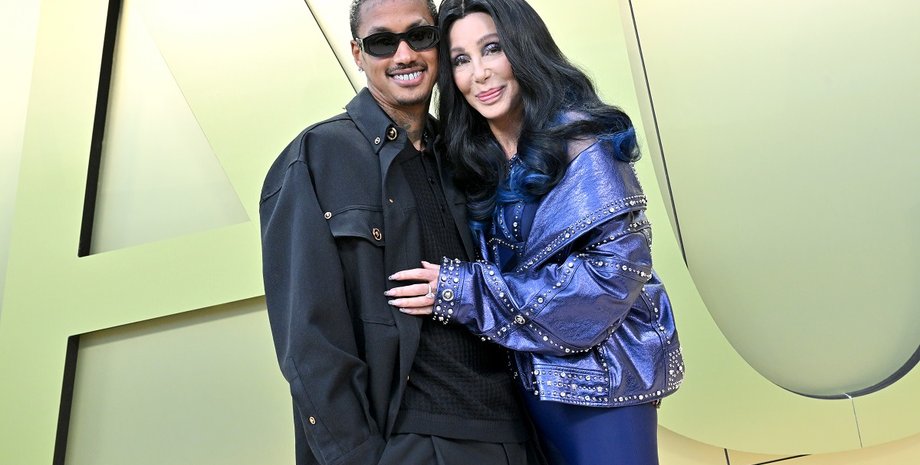 шер, шер бойфренд, бриллиантовое кольцо, помолвка, александр эдвардс