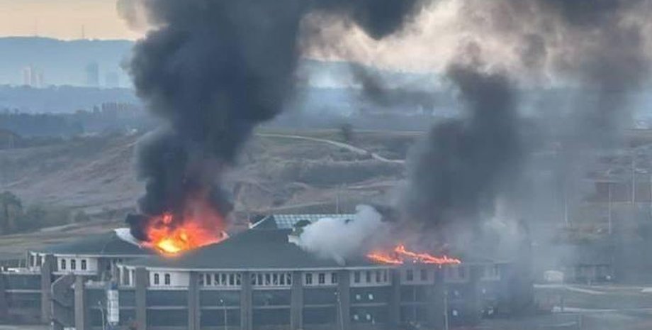 атака на Чечню, чечня вибухи, Російський університет спецназу, вибухи у Чечні, атака дронів, атака БПЛА