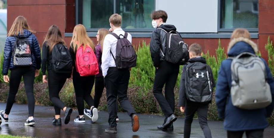 каникулы в Киеве, школы киева каникулы