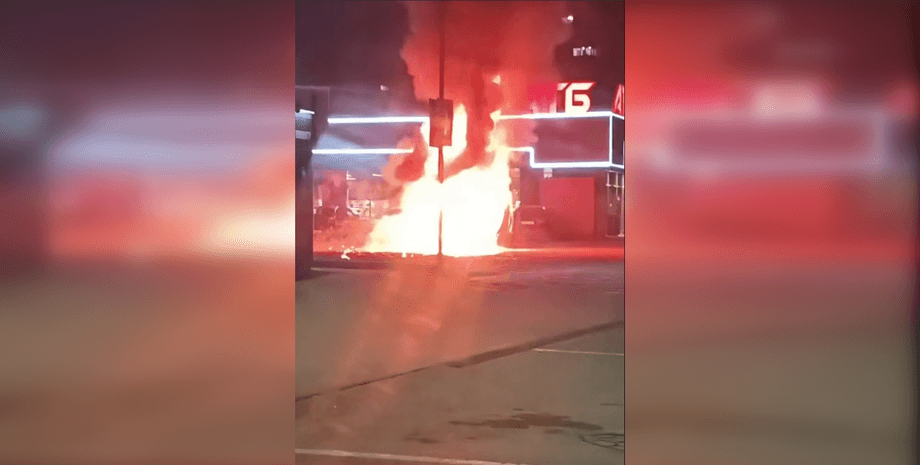 взрыв авто в харькове возле супермаркета