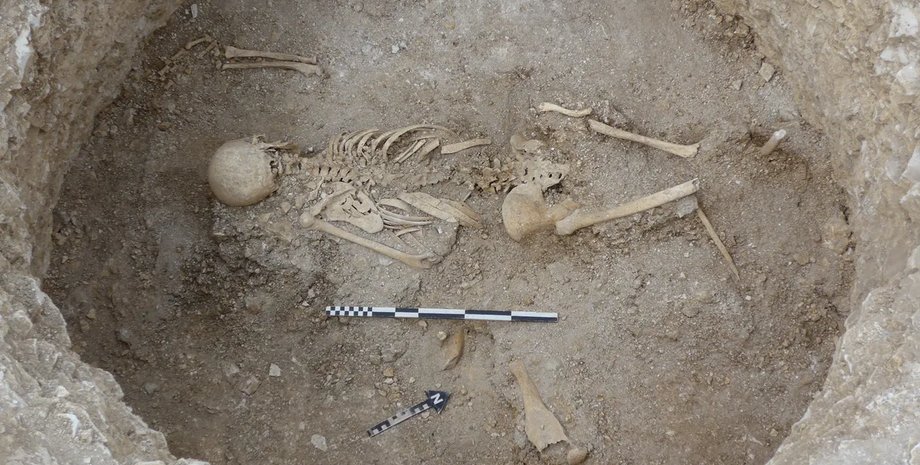 Необычное положение скелета указывает на ритуальное убийство