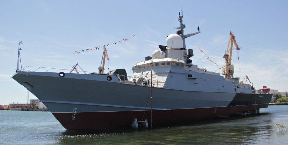 Mały statek rakietowy „Cyklon” odegrał rolę samolotów w Zatoce Sewastopolu. Komp...