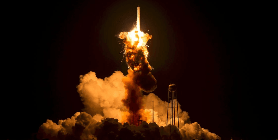 Вибух, війна, ракета, пуск ракети, Третя світова війна, мандрівник у часі, передбачення