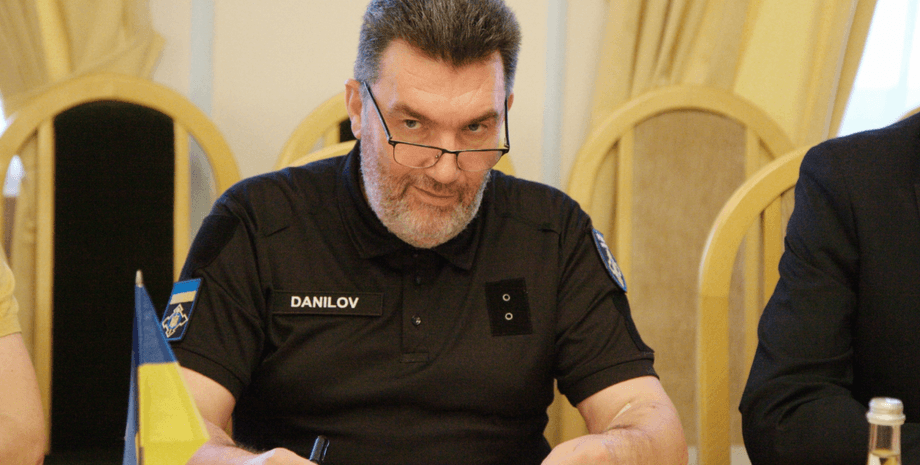 президент України, Володимир Зеленський, РНБО, Олексій Данілов, Олександр Литвиненко, Служба зовнішньої розвідки