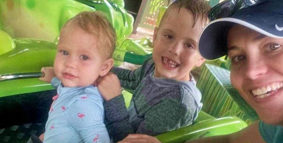 Амми Диз из США искала брошенных котят под своим домом, а нашла кое-что другое, курьезы, приколы