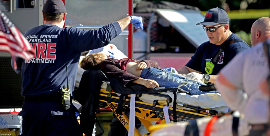 жертва стрельбы, сша, скорая, фото