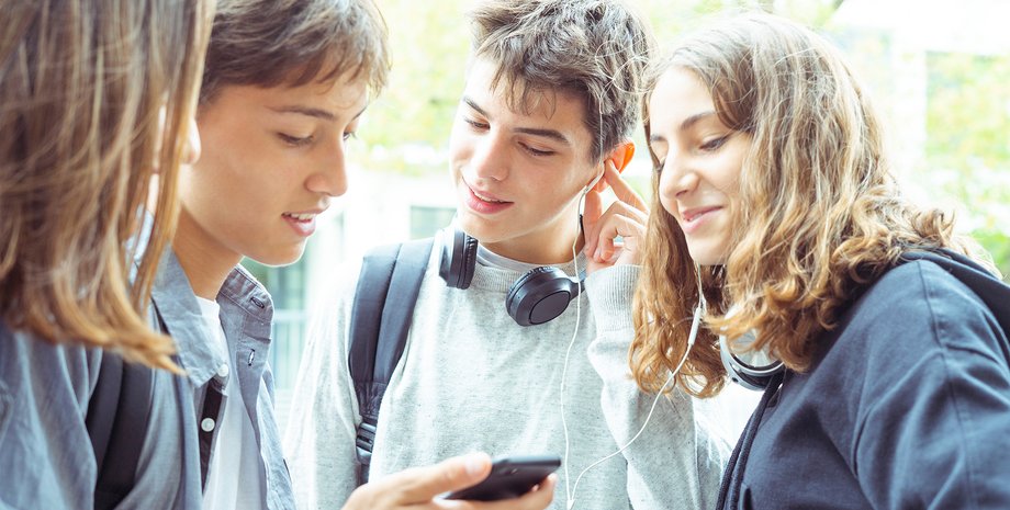 украина скандал, украинские подростки русская музыка, YouTube украина