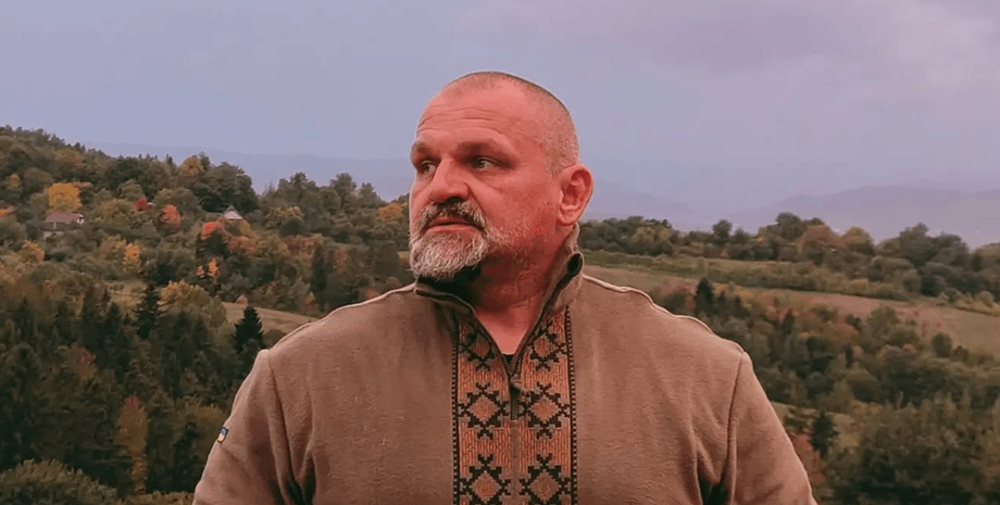 Василий Вирастюк показал всех пятерых сыновей