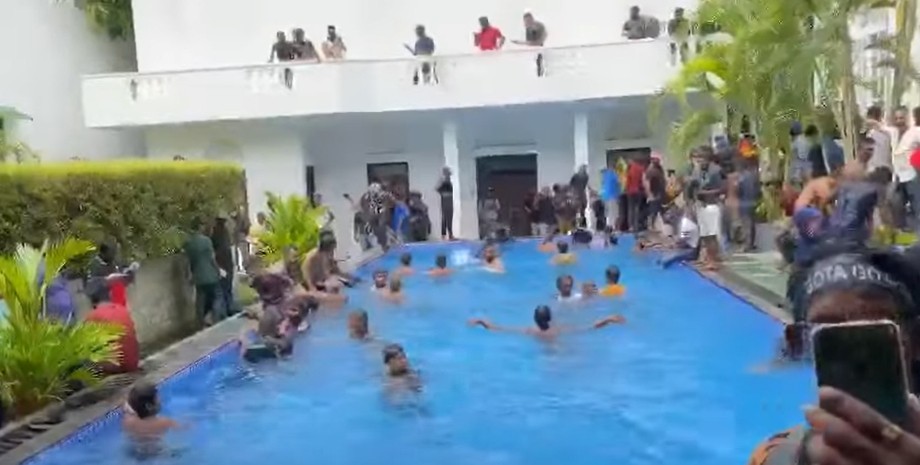 Шри-Ланка, бассейн