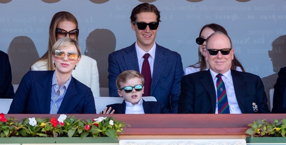 княгиня шарлен князь альбер принц жак монако княгиня шарлен, князь альбер, принц жак, монако