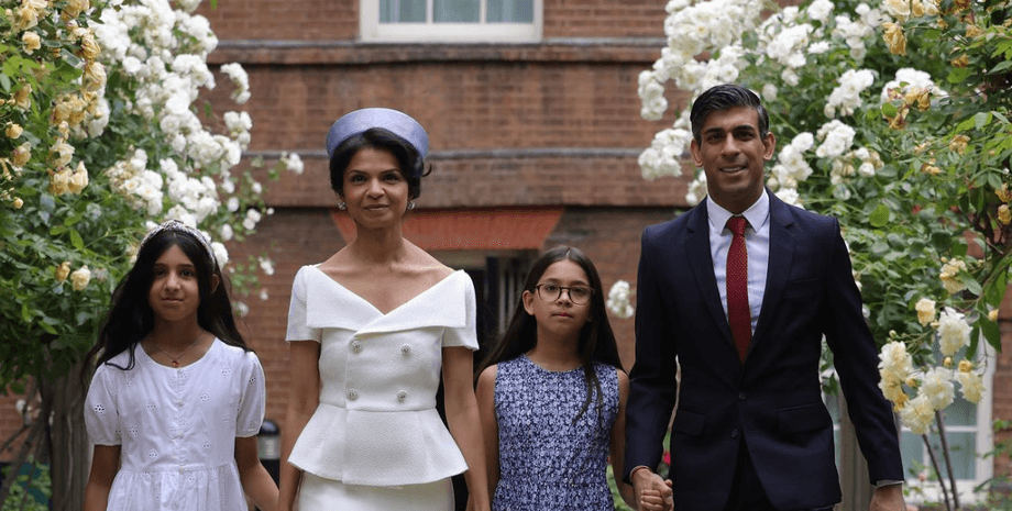 риши сунак, риши сунак жена, премьер-министр Великобритании, Trooping the Colour, парад короля Чарльза ІІІ