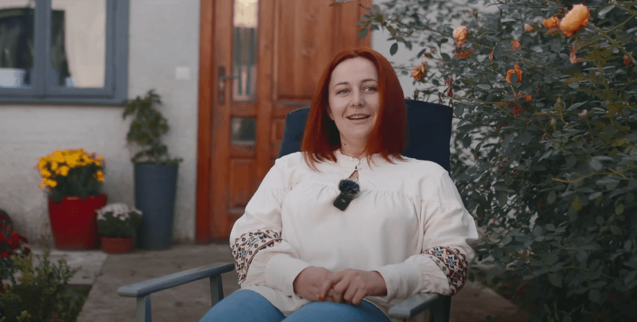 Ирина вернулась из Парижа в деревню