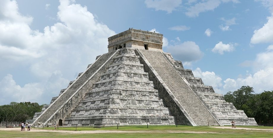 археологічна пам'ятка, Піраміда Кулькана, чичен-іца, півострів юкатан, розкопки чичен-іца, дослідження чичен-іца