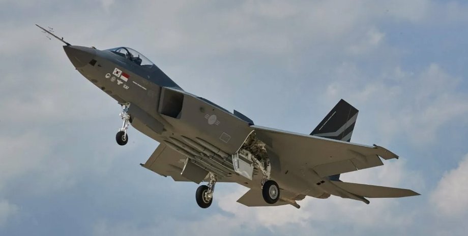 истребитель KF-21