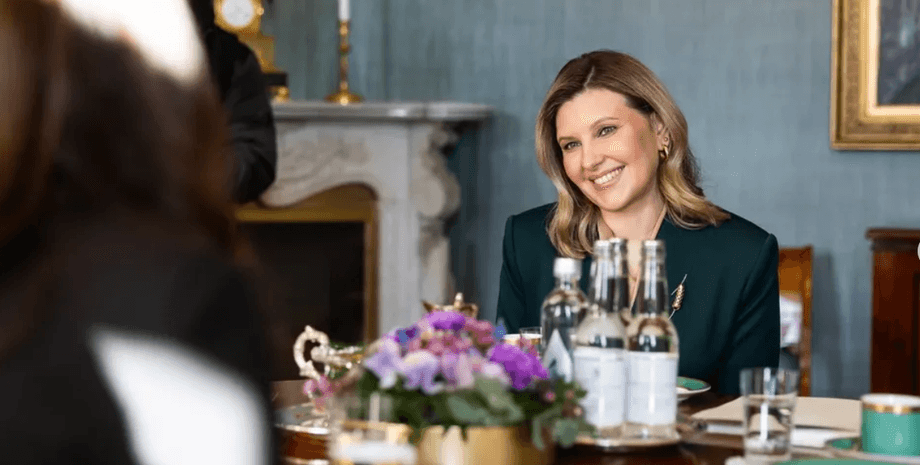 Олена Зеленська, фінляндія, володимир зеленський, перша леді, брошка у вигляді колоска, образи олени зеленської