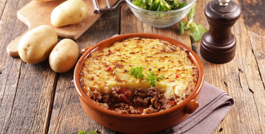 Пастуший пиріг із куркою Пастуший пиріг із куркою, пастуший пиріг, англійська кухня, пюре з м'ясом