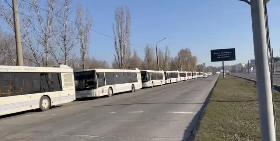 Евакуація, автобуси, Запорізька область, окупація, провокація