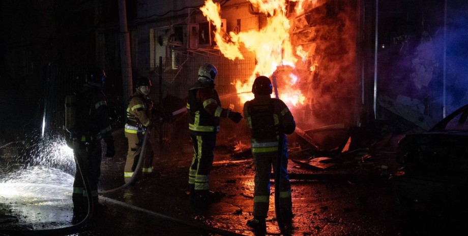 За даними Повітряних сил, протиповітряна оборона працювала у восьми регіонах. Ві...