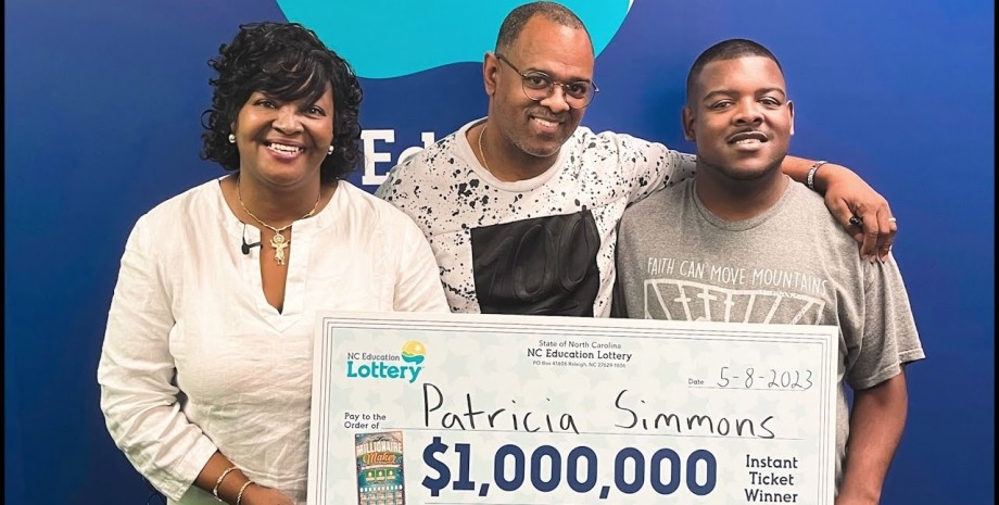 Джекпот Джекпот, зірвали джекпот, виграли мільйон, мільйон доларів, лотерея, сім'я,