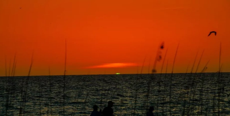 зеленая вспышка, зеленая вспышка закат, зеленая вспышка восход