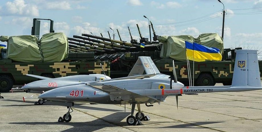 безпілотник Bayraktar TB2