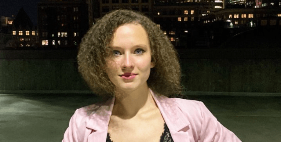 хелена дьюк, сбор средств, учеба, сдала мать, павлик морозов