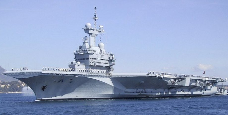 Авианосец ВМС Франции Шарль де Голль