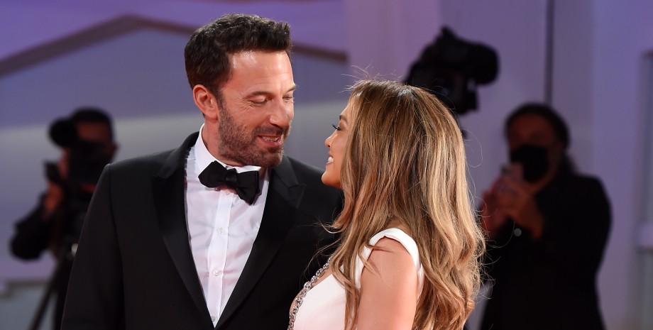 Дженніфер Лопес та Бен Аффлек Дженніфер Лопес та Бен Аффлек, Дженніфер Лопес та Бен Аффлек розлучення, адвокат з розлучення, джей ло розлучення