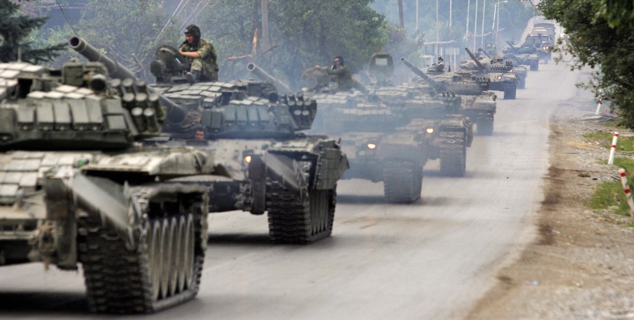 Российские танки, танки, российская военная техника, российская военная техника, танки окупантов