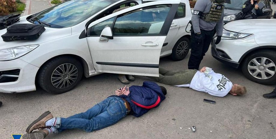 сбу, затримання, автомобілі, чоловіки