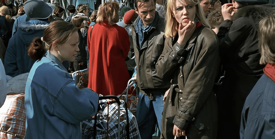 Челноки на рынке,