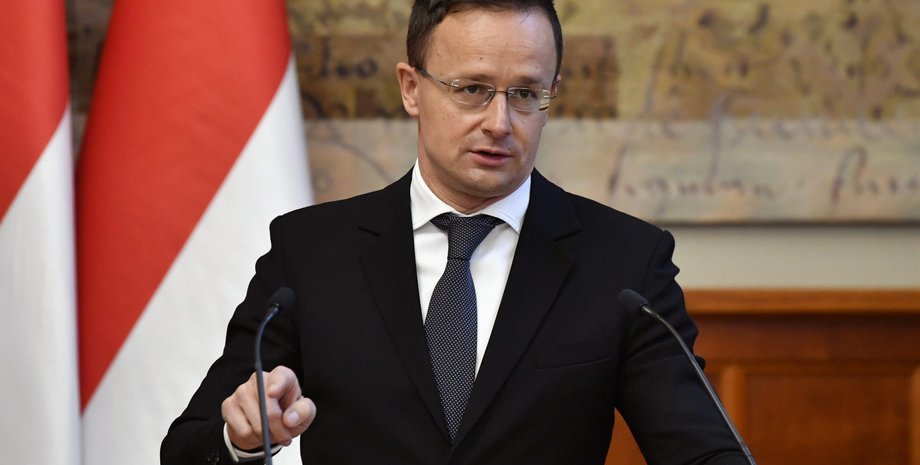 Петер Сійярто, зброя для України, американська зброя, зброя для ЗСУ, постачання зброї