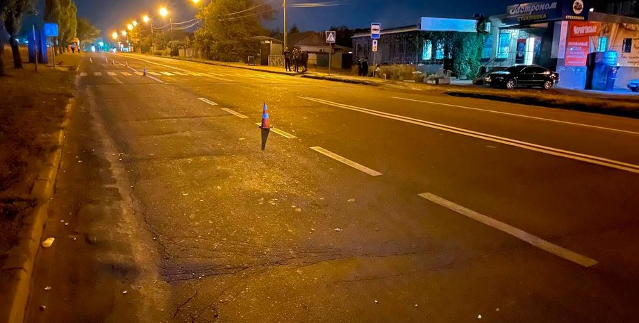 В Николаеве 11-летнюю девочку сбили насмерть на переходе