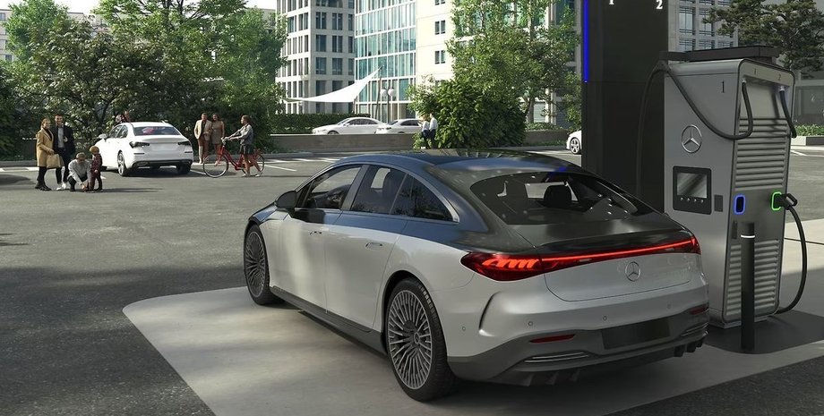 Mercedes, Mercedes-Benz, Зарядка, Зарядная станция, Электрокар, Электромобили, Авто, Автомобили, США