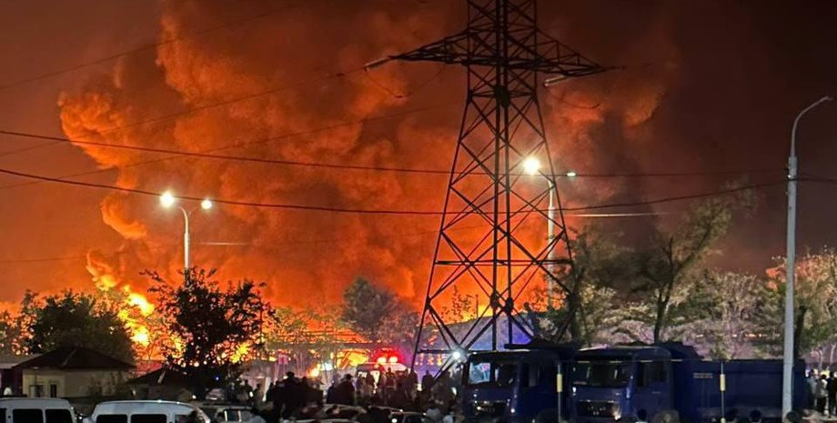 Взрыв, пожар, Ташкент, Узбекистан, удар молнии, Ташкент, Узбекистан