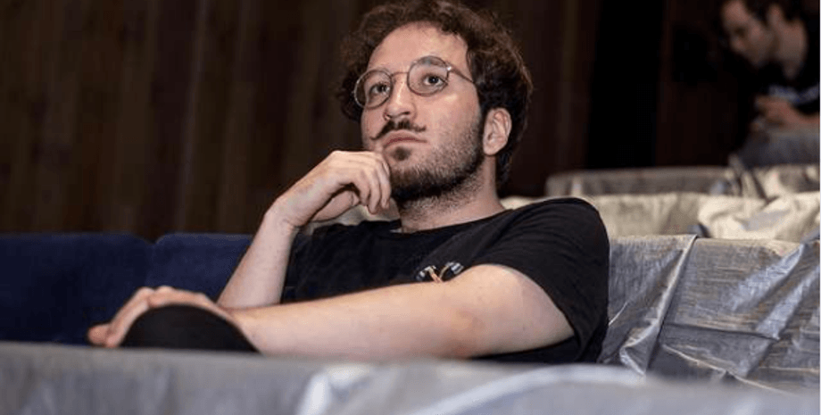 Дар'юш Есламі