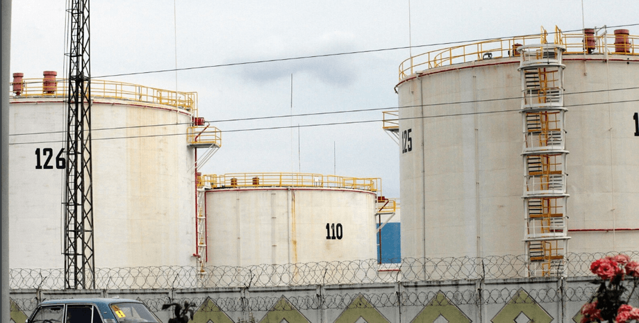 война в Украине, вторжение России, Крым, взрывы, российские военные