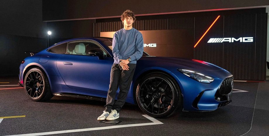 Кімі антонеллі Мерседес, Андреа Кімі Антонеллі, Кімі Антонеллі, Mercedes-AMG GT