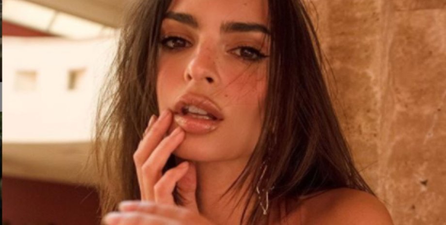 Емілі Ратаковскі, Емілі Ратаковскі гаррі стайлс, Емілі Ратаковскі син, Емілі Ратаковскі колишній чоловік, Емілі Ратаковскі в токіо